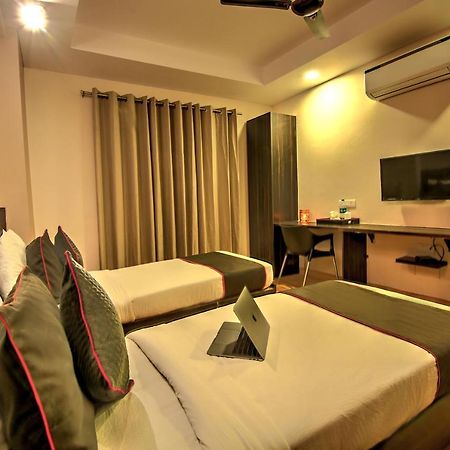Artisan Rooms Neu-Delhi Exterior foto