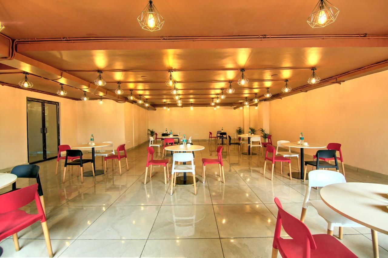 Artisan Rooms Neu-Delhi Exterior foto